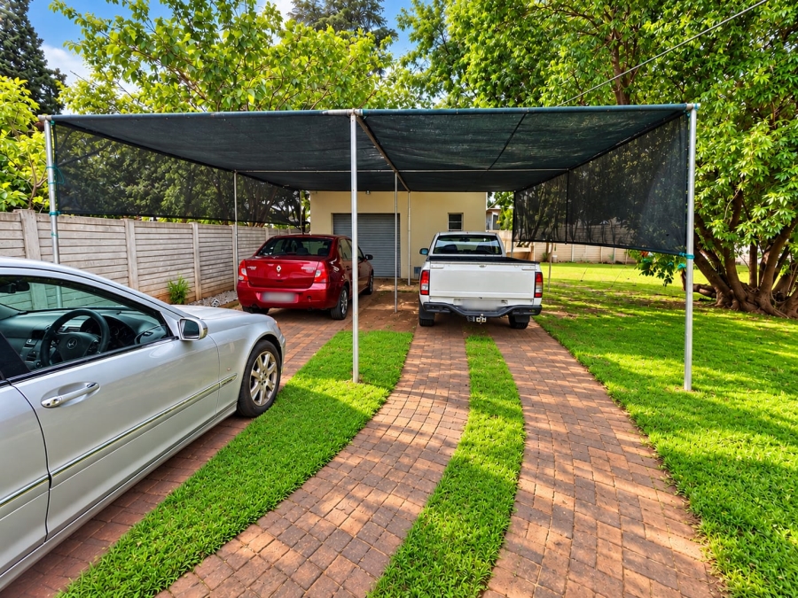 4 Bedroom Property for Sale in Park West Free State